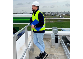 Bezpieczeństwo na stacji paliw zimą – rozmowa z Jakubem Wolanem, specjalistą ds. BHP w GIA Polska